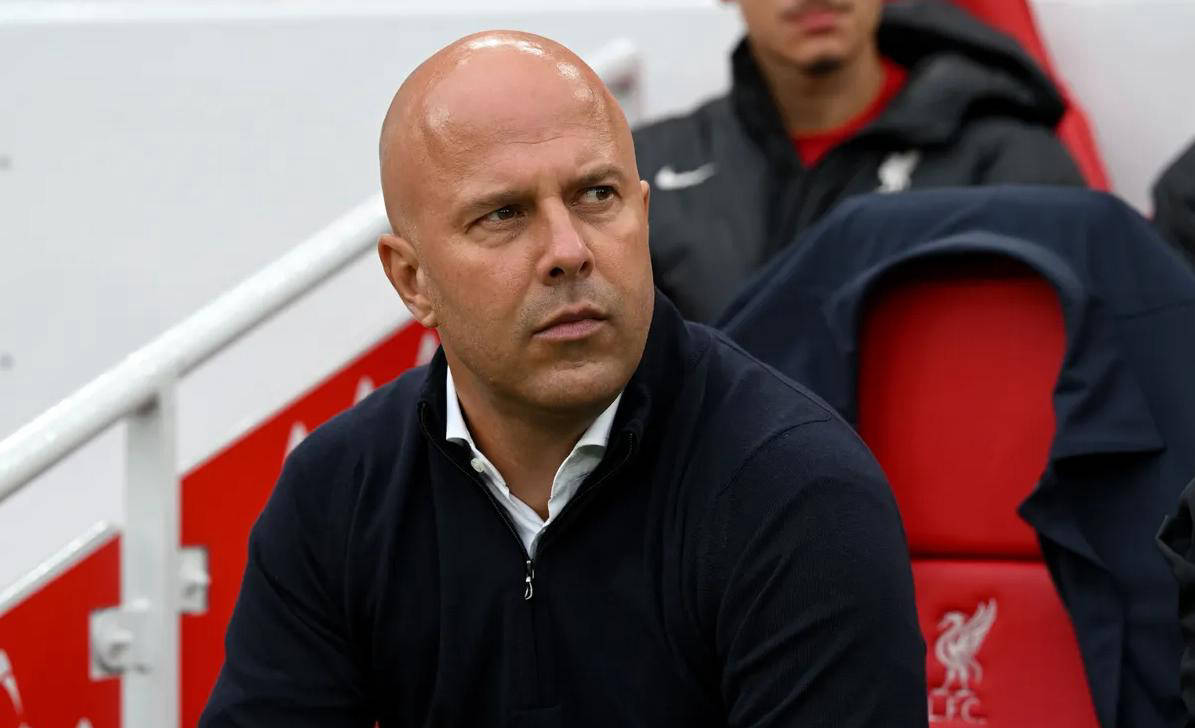 利物浦欧冠六冠王狂砸3亿欧元，报价神锋伊萨克，曼城紧张了