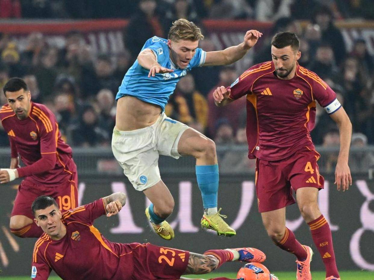 那不勒斯赛程好到爆，卫冕希望大增，如果能战胜A米基本锁定冠军，今年意甲三强争霸格局更加明朗